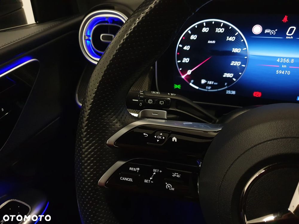 Mercedes-Benz GLC 300 d 4Matic 9G-TRONIC Edition AMG Line - 10