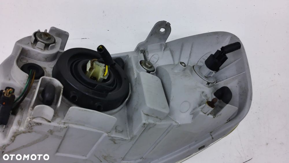 Chevrolet Aveo Lampa Przód Lewa Prawa - 11