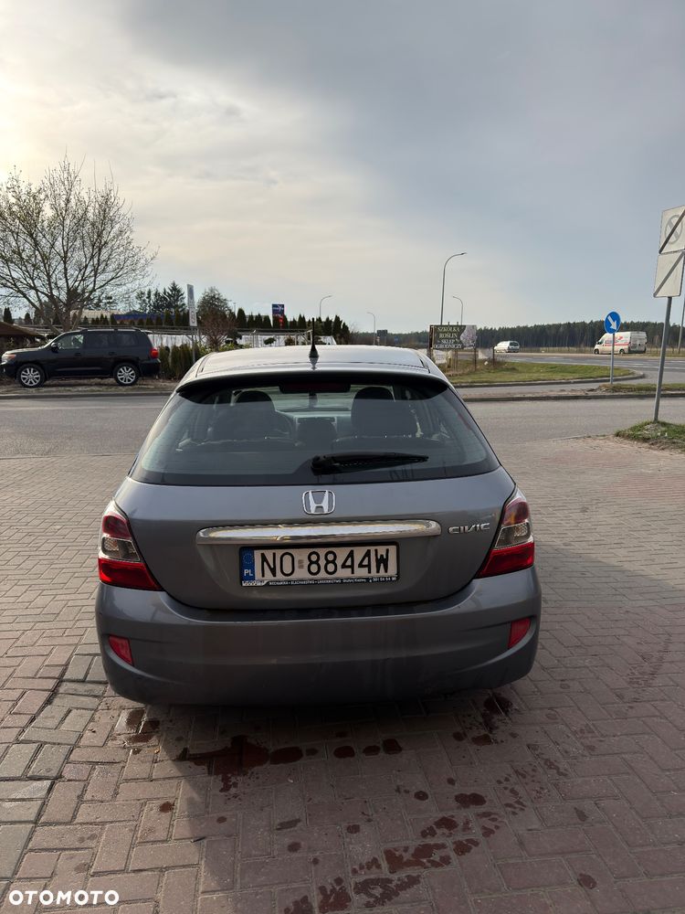 Honda Civic 1.4i LS High - 1