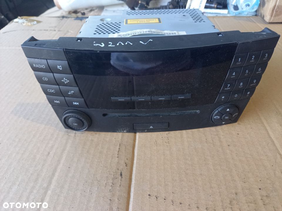 MERCEDES W211 RADIO CD RADIOODTWARZACZ A2118702189 - 1