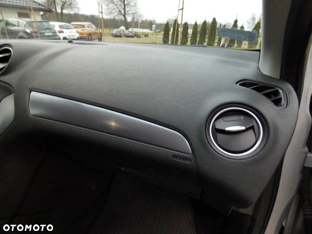 Ford Mondeo 1.6 T Platinium X Plus (Trend) - 30