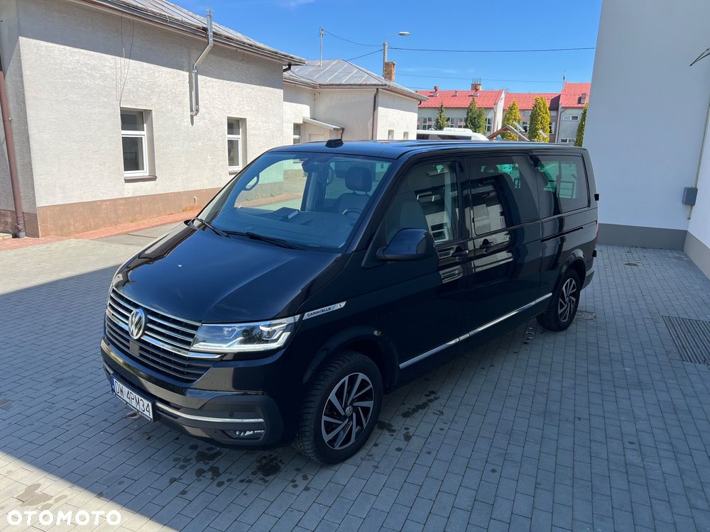 Volkswagen Caravelle - 9