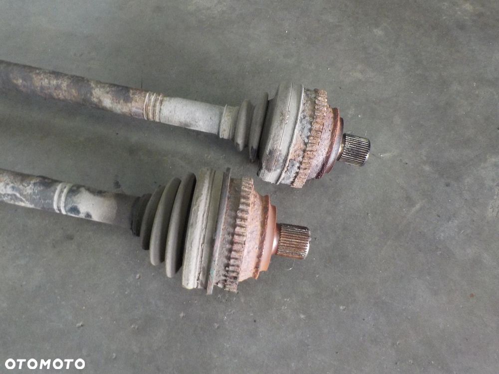 VW T4 SYNCRO 4X4 90- PÓŁOŚ PÓŁOSIE PRZEGUBY TYŁ TYLNE ABS - 2