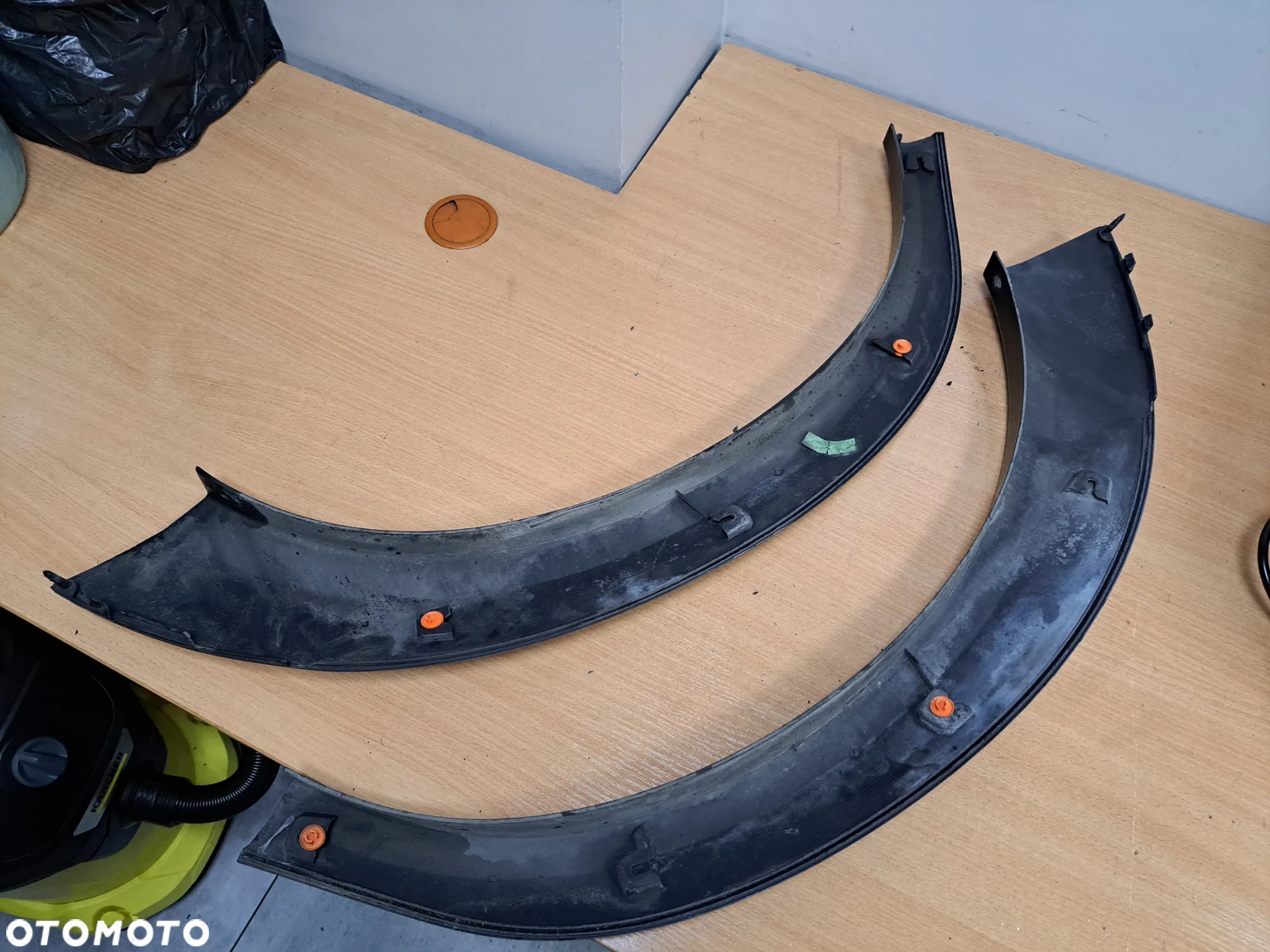 LISTWA BŁOTNIKA TYŁ VOLVO XC70 PRAWA LEWA 07-16 - 3