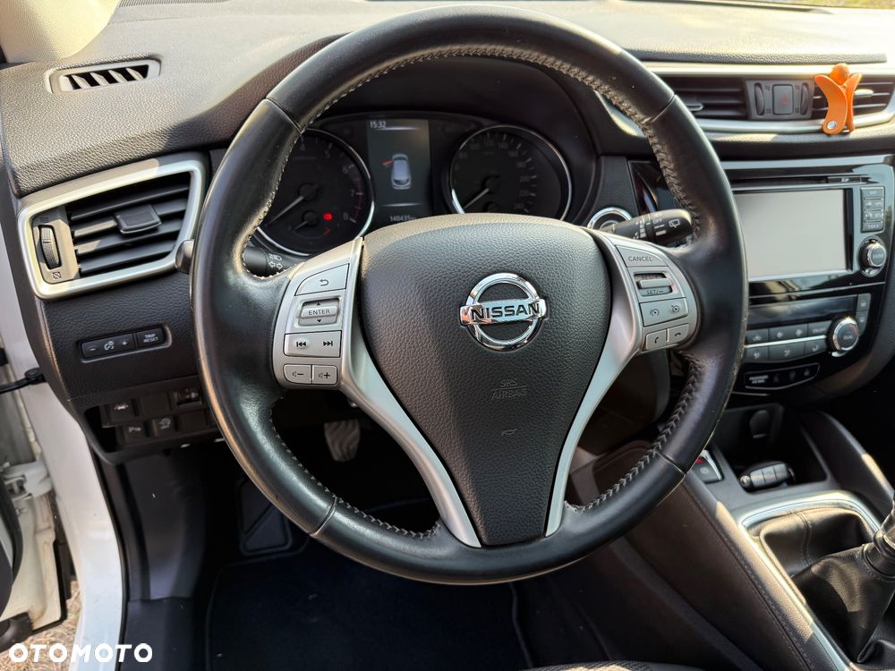 Nissan Qashqai 1.6 DIG-T Tekna - 17