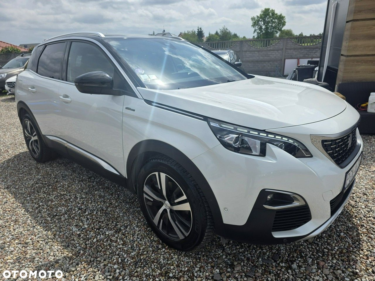 Peugeot 3008 - 16