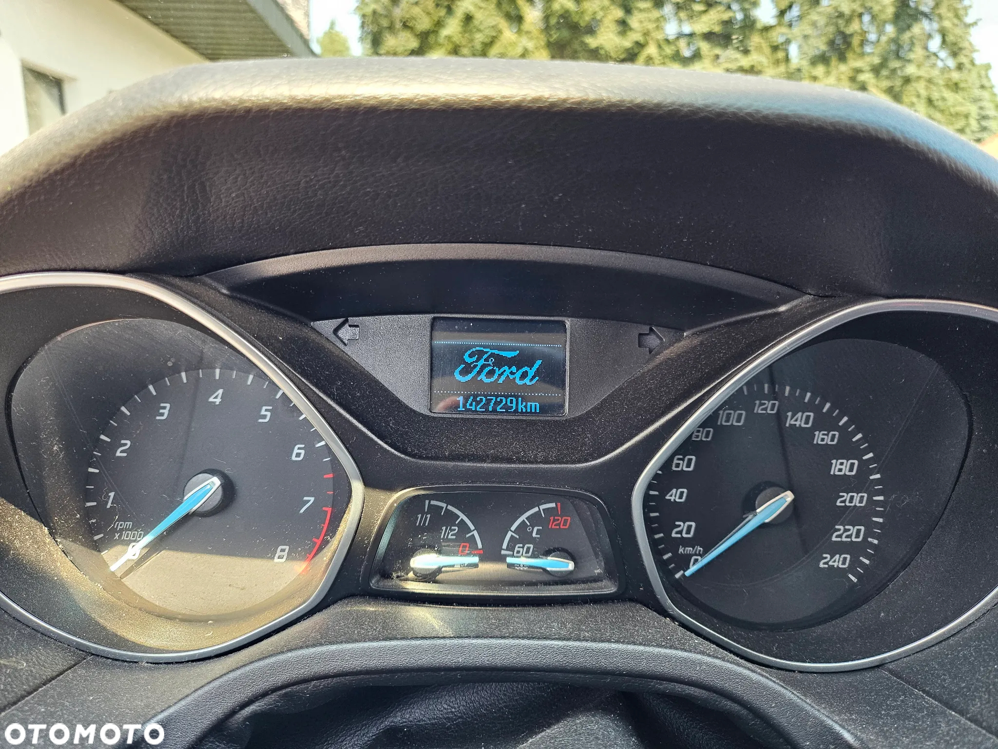 Ford Focus 1.0 EcoBoost Ambiente - 12