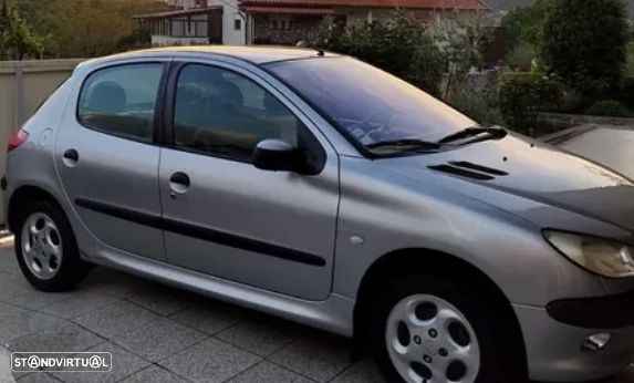 Peugeot 206 1.9 D XT - 1