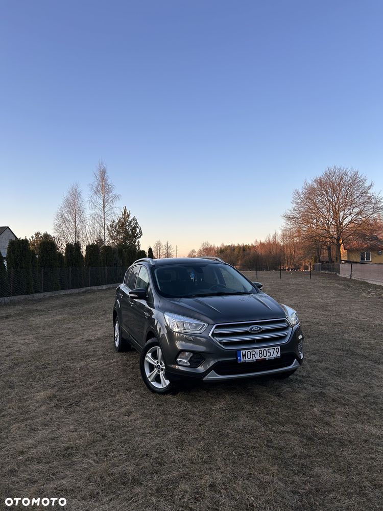 Ford Kuga - 1