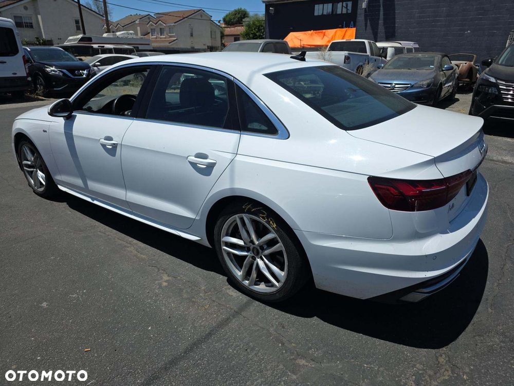 Audi A4 Limousine 45 TFSI quattro S tronic S line - 3