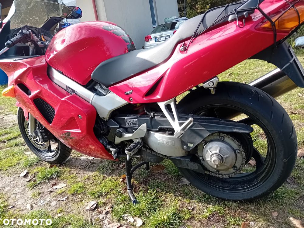 Honda VFR - 2