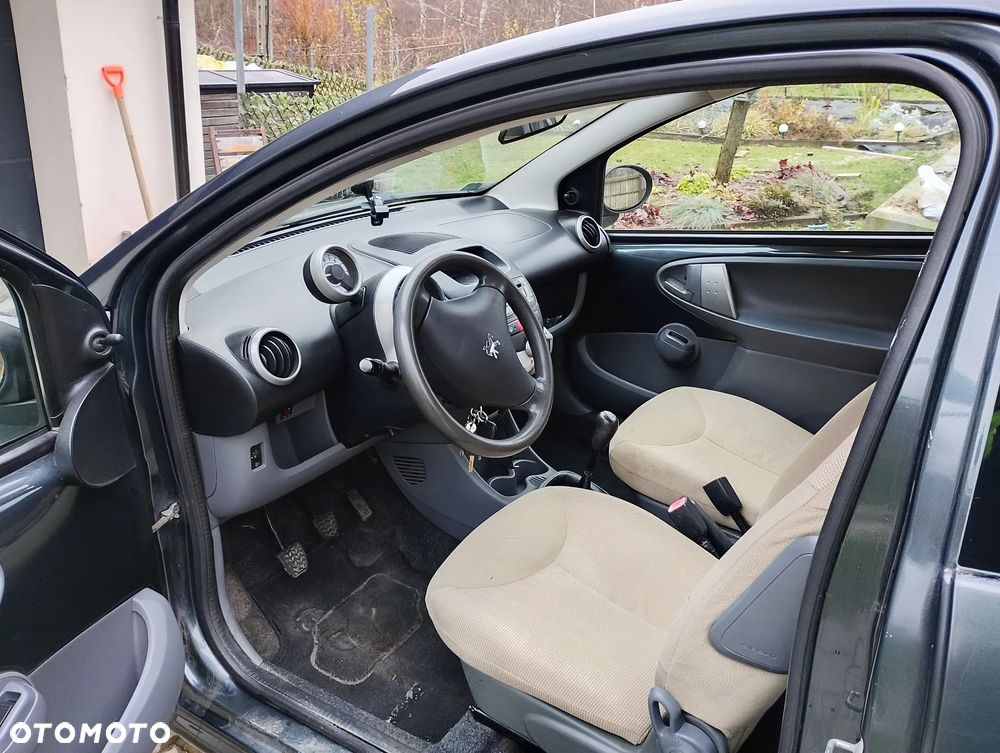 Peugeot 107 - 6