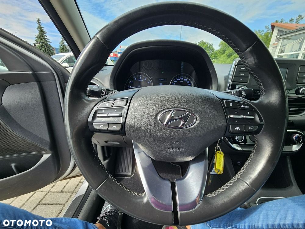 Hyundai i30 1.5 DPI Modern - 22