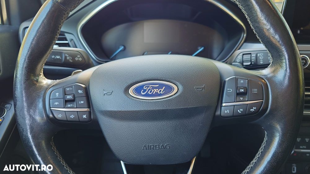 Ford Focus - 17