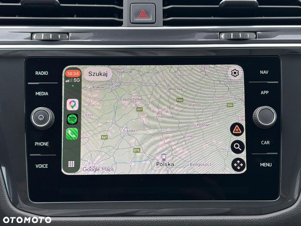 Volkswagen Tiguan - 25
