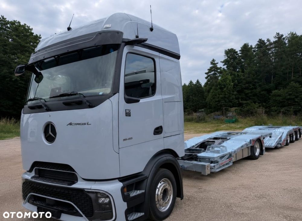 Mercedes-Benz Actros - 1