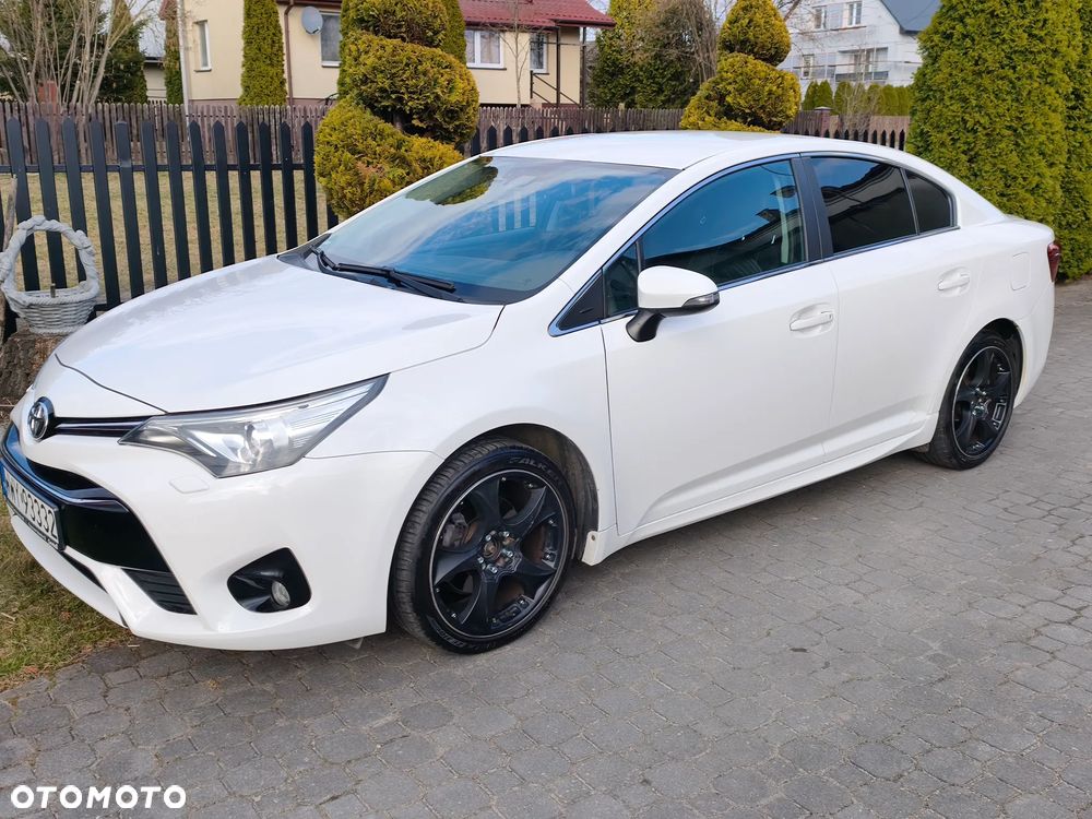 Toyota Avensis 1.8 Prestige - 16