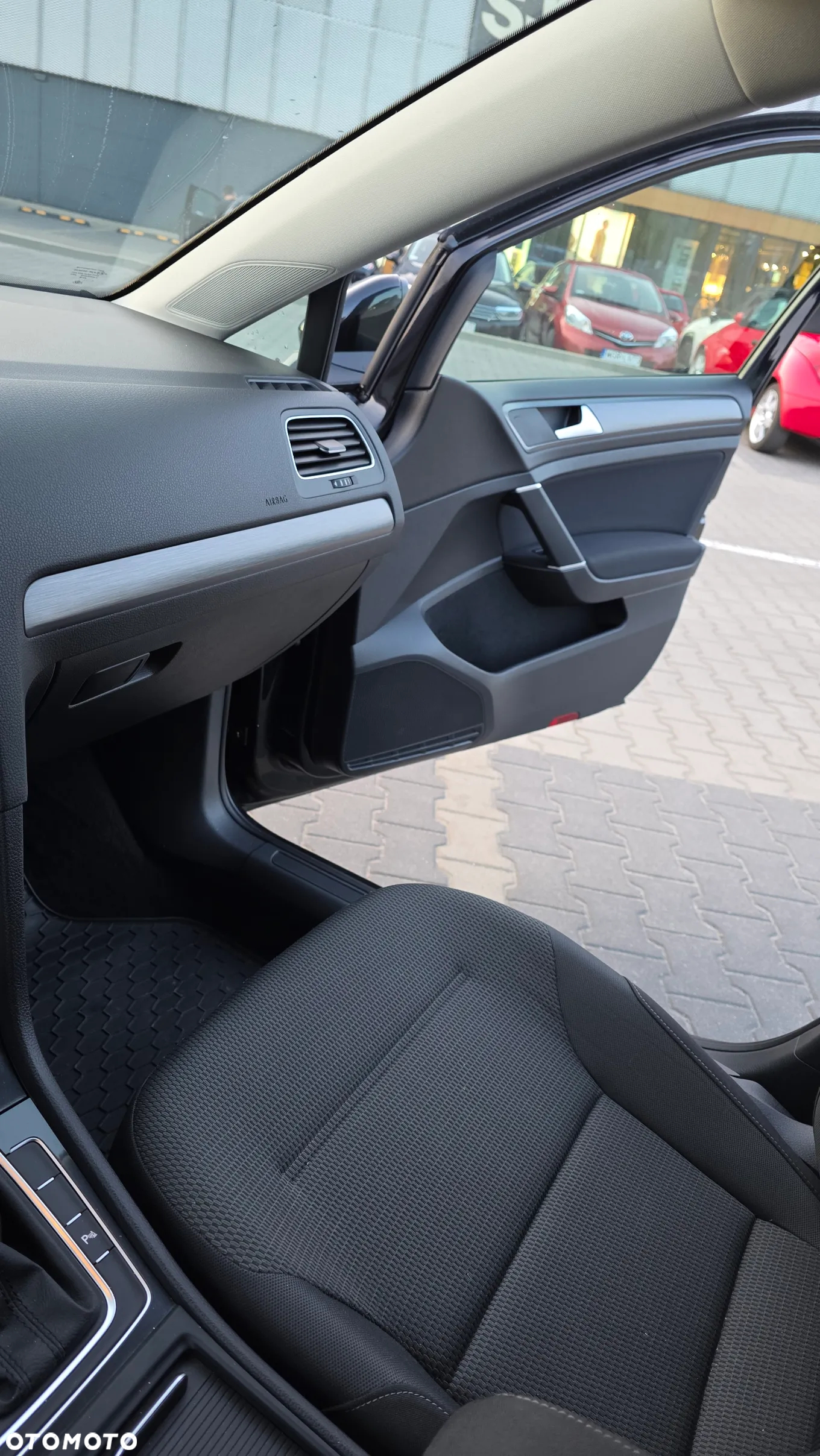 Volkswagen Golf VII 1.5 TSI BMT Comfortline DSG - 34