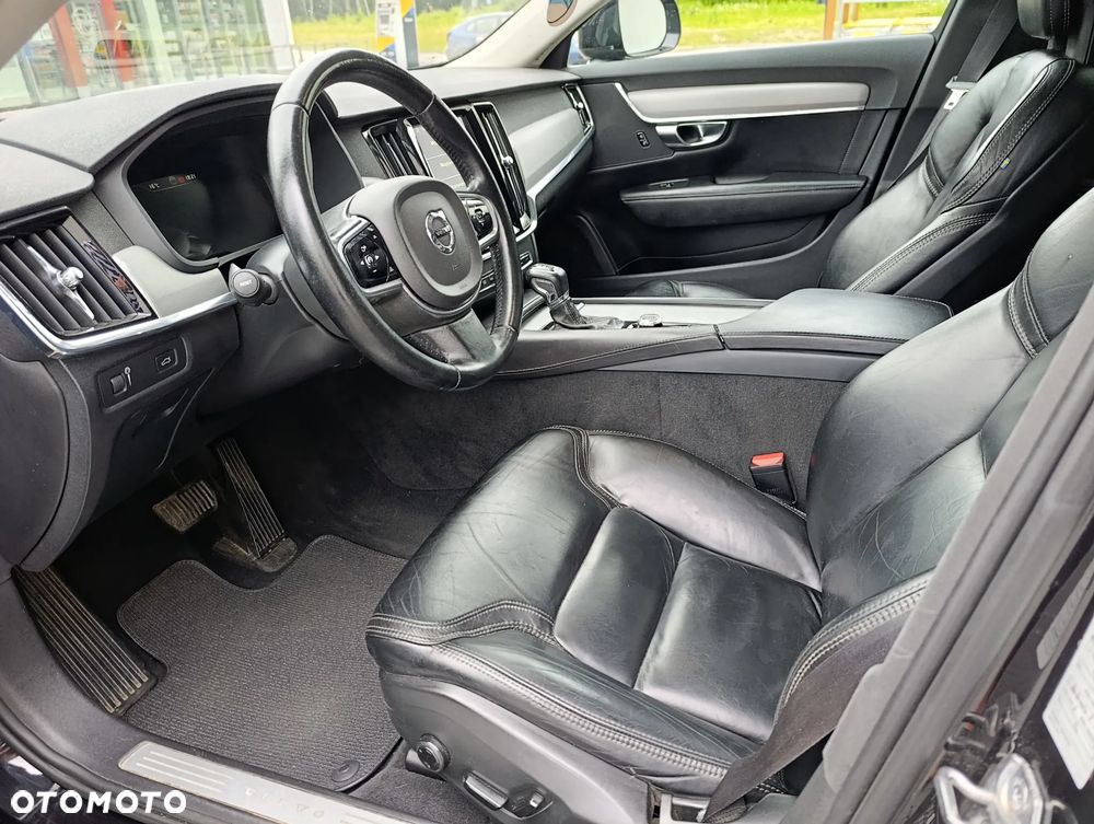 Volvo V90 Cross Country D5 AWD - 21