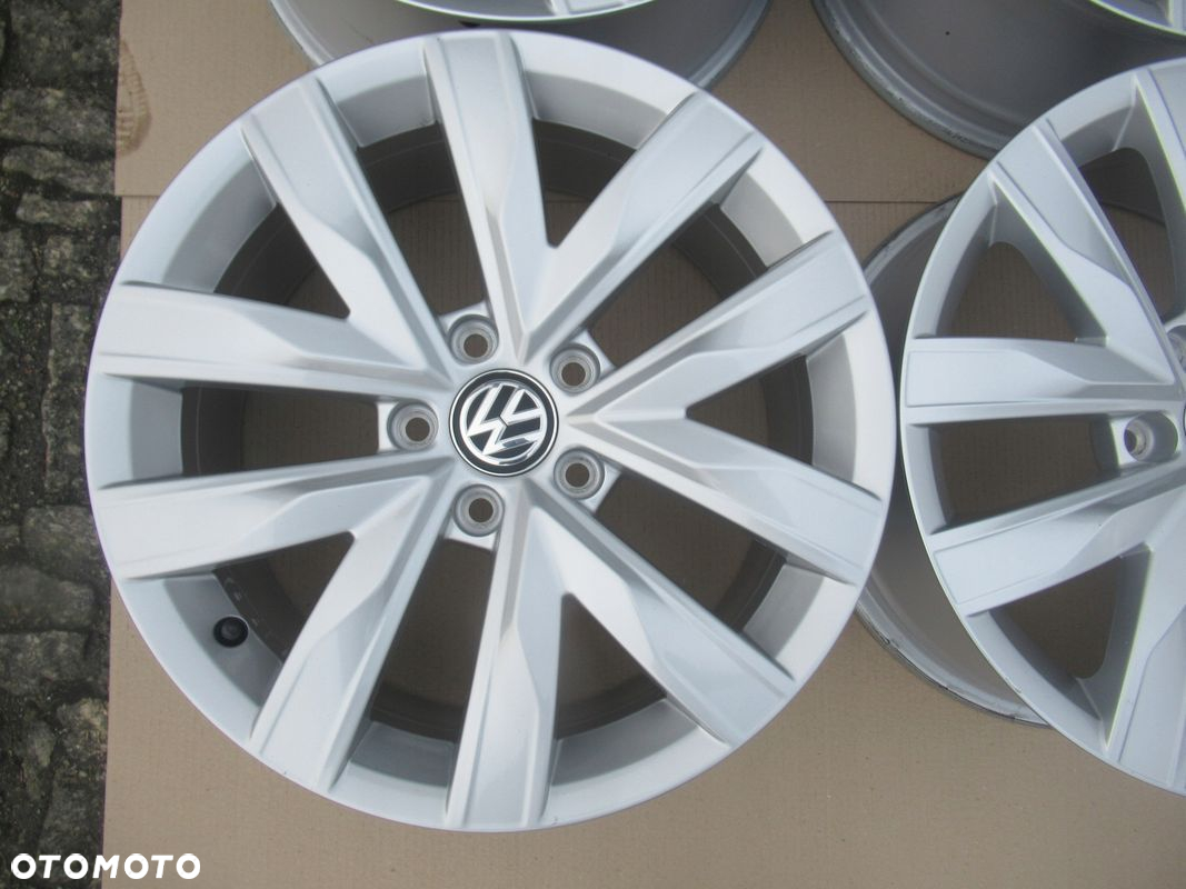 ALUFELGI 4szt VW GOLF 5,6,7,8, PASSAT,TOURAN ,JETTA,CADDY,EOS,T4,ARTEON - 4
