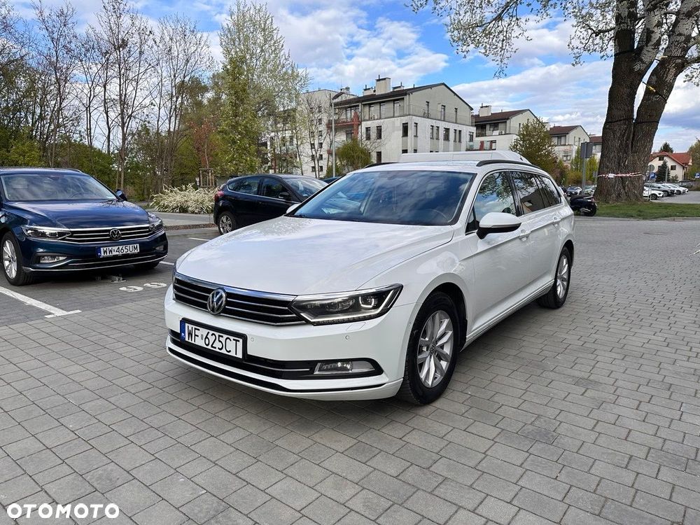 Volkswagen Passat - 2