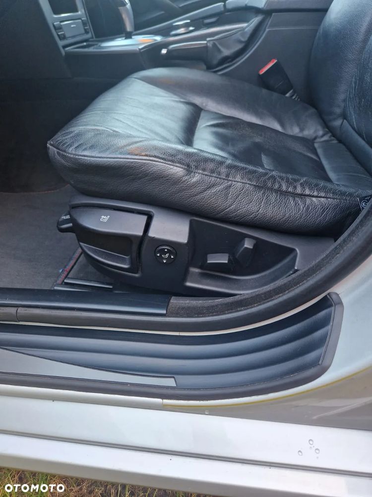 BMW Seria 5 530d Touring - 16