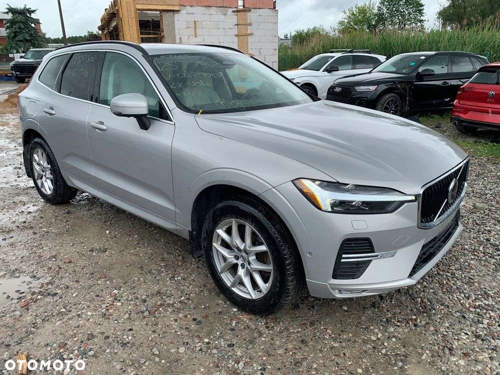 Volvo XC 60 B6 B AWD Momentum - 5