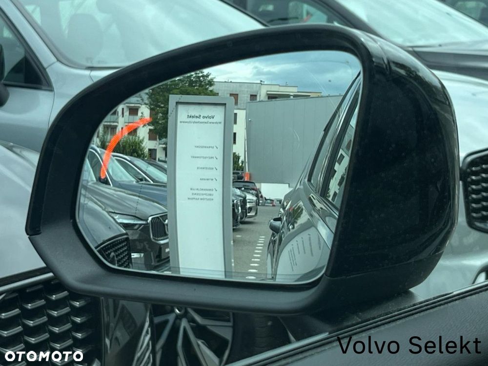 Volvo XC 40 - 32