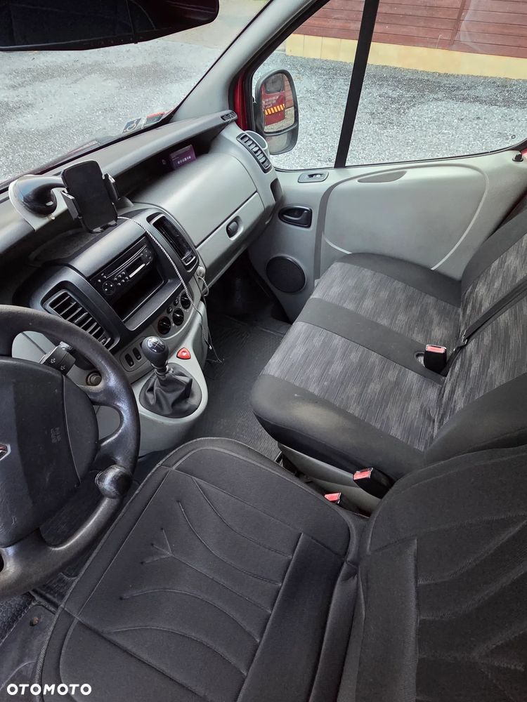 Renault TRAFIC PACK CLIM, pierwszy właściciel, po serwisie olejowym. - 9
