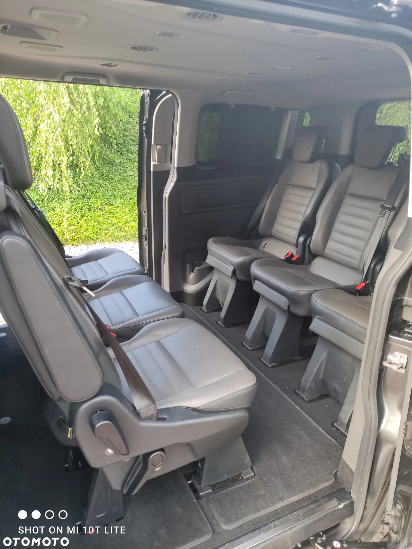 Ford Tourneo Custom 2.0 EcoBlue L1 Titanium - 13