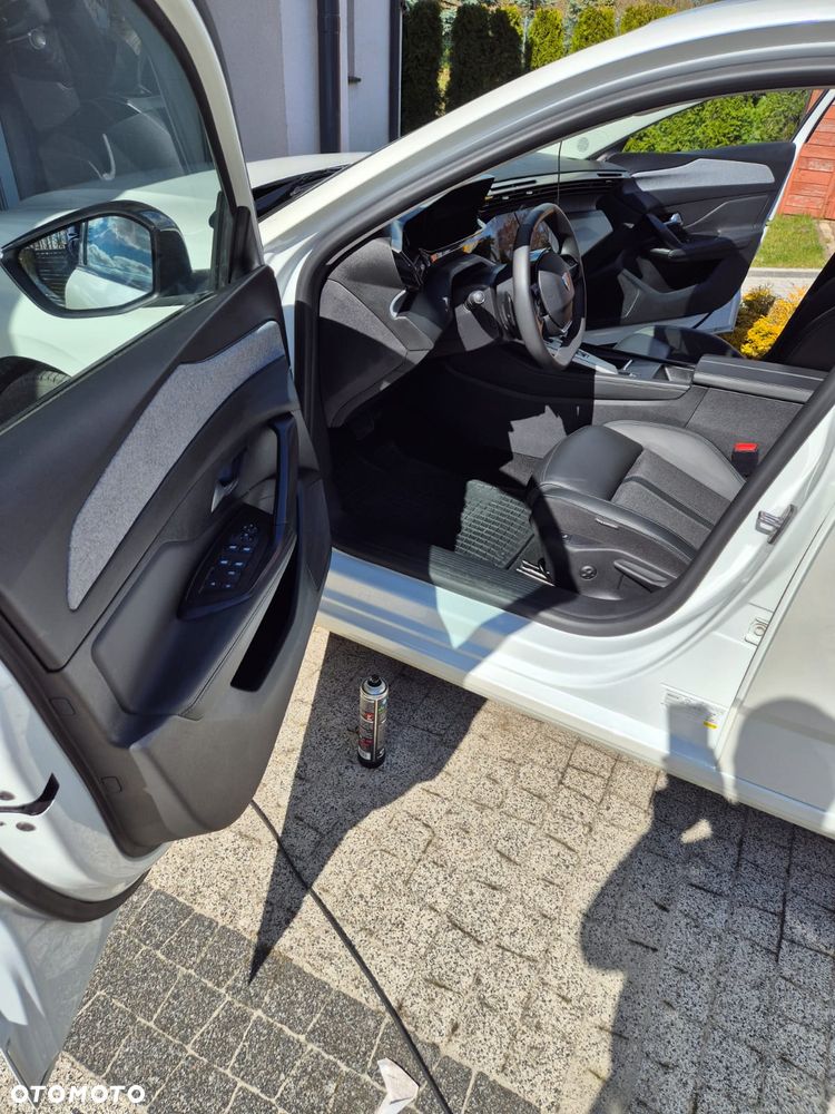 Peugeot 308 1.2 PureTech Allure Pack S&S EAT8 - 8