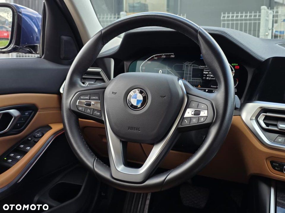 BMW Seria 3 - 25