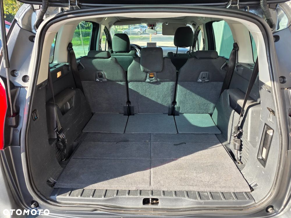 Peugeot 5008 1.6 HDi Premium - 12