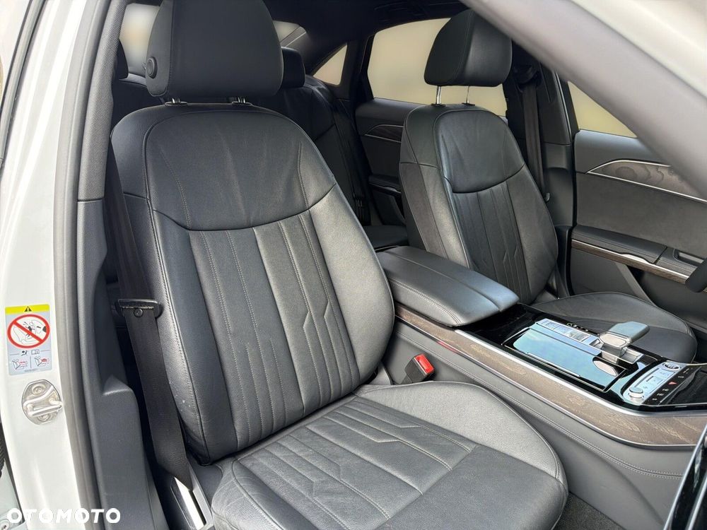 Audi A8 - 16