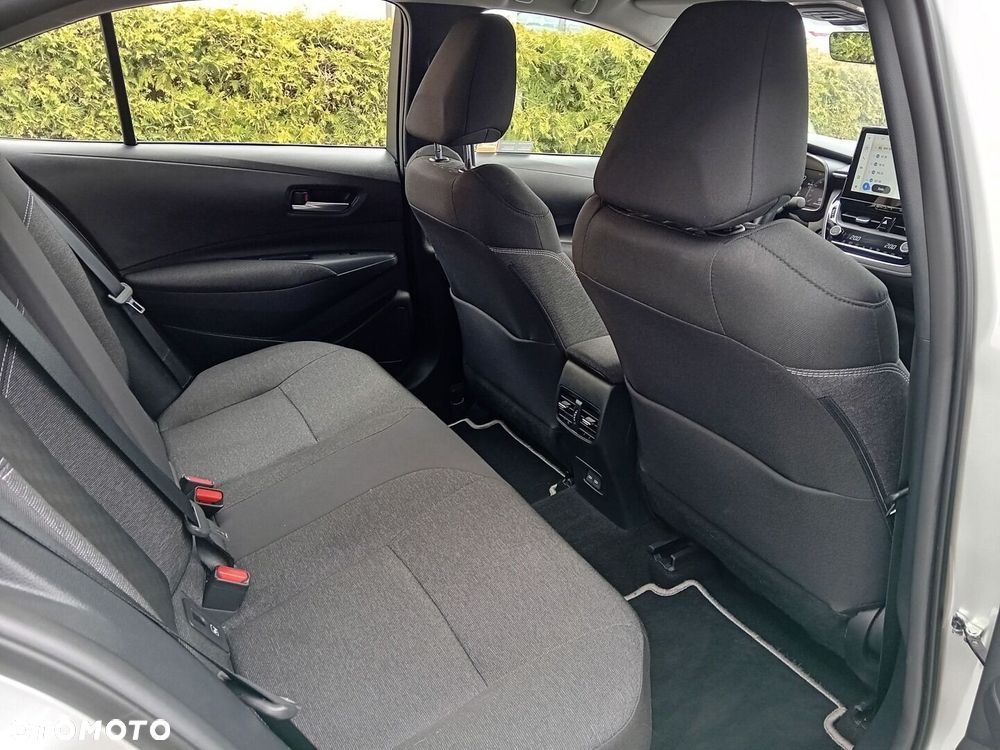 Toyota Corolla 1.8 Hybrid Comfort - 7