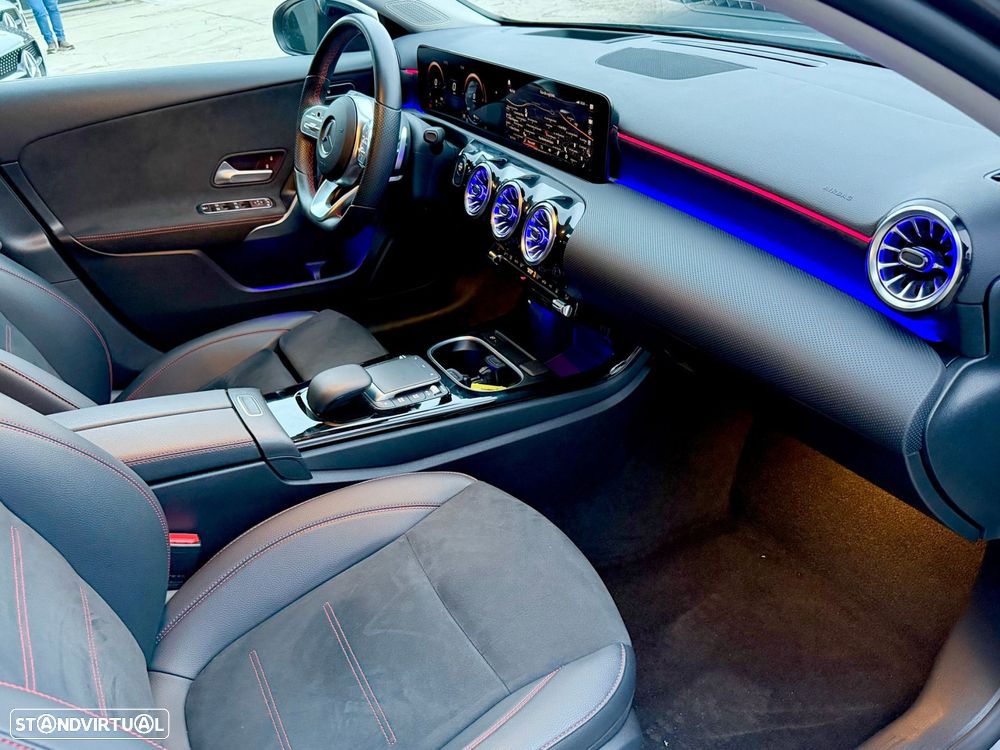 Mercedes-Benz A 250 Limousine e 8G-DCT AMG Line - 14