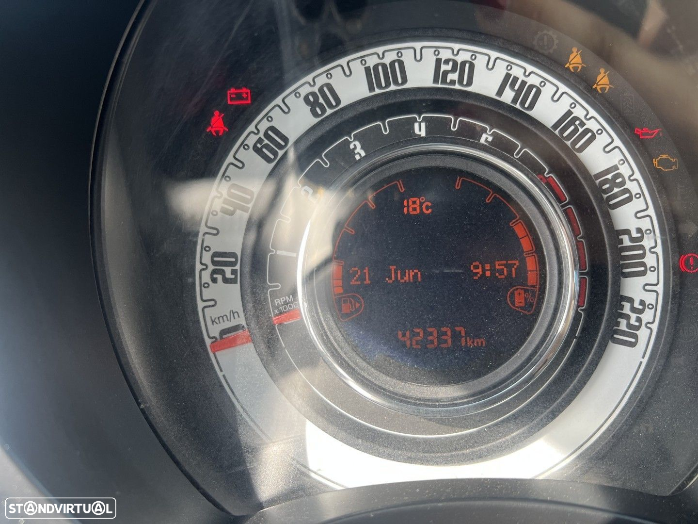 Fiat 500 1.0 Hybrid Connect - 10