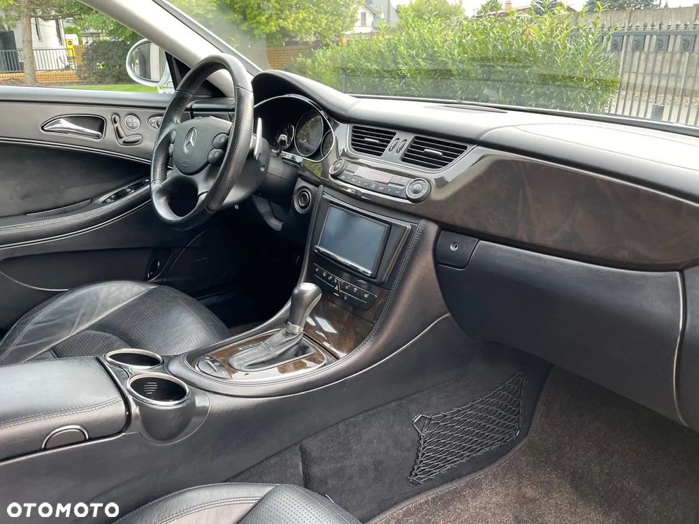 Mercedes-Benz CLS 63 AMG 7G-TRONIC - 7