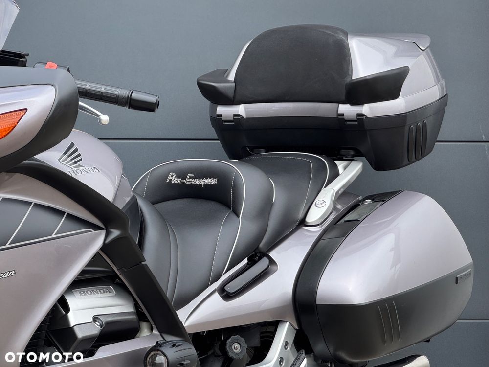 Honda ST - 26
