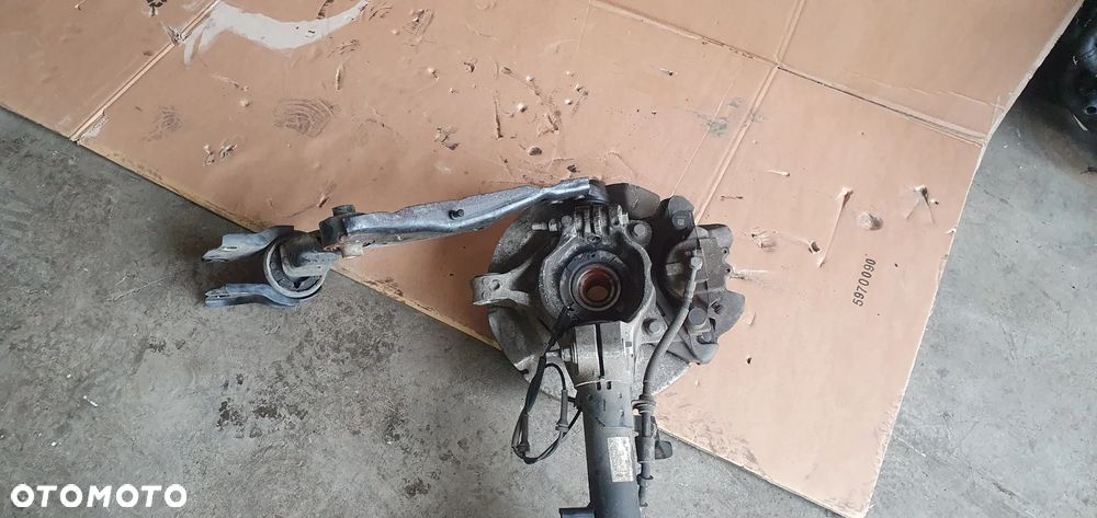 Zwrotnica kompletna amortyzator wahacz prawy przód Land Rover Discovery Sport L550 2.0 D - 6
