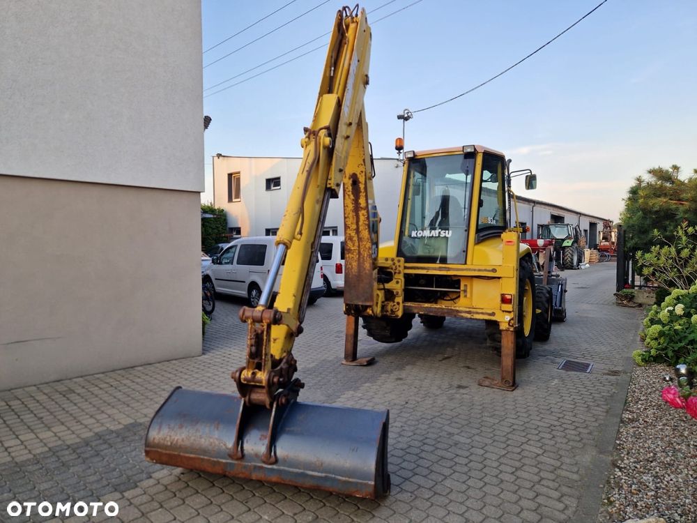 Komatsu WB 93R - 4