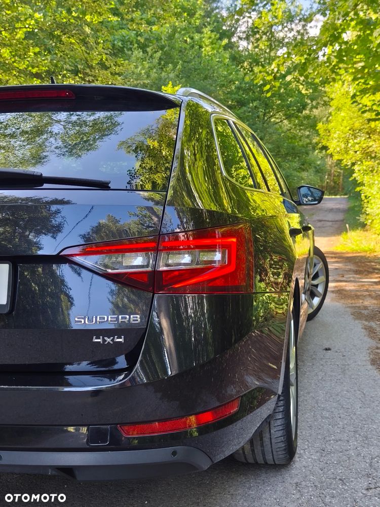 Skoda Superb 2.0 TDI 4x4 Ambition DSG - 21