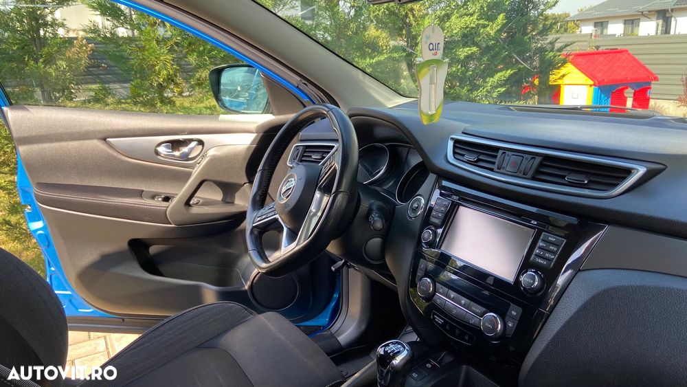 Nissan Qashqai - 2