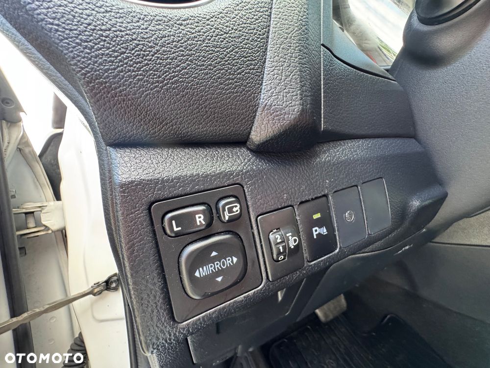 Toyota Auris - 21