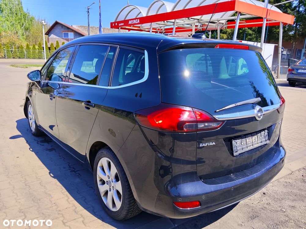 Opel Zafira - 11