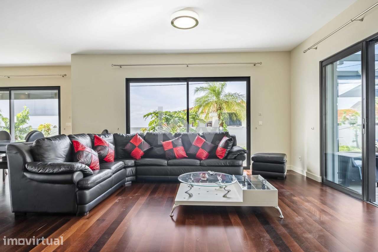 Moradia T3 com piscina coberta e jardim na Rochinha, Funchal - Grande imagem: 5/32