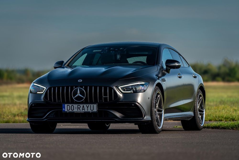 Mercedes-Benz AMG GT 43 4-Matic+ - 9
