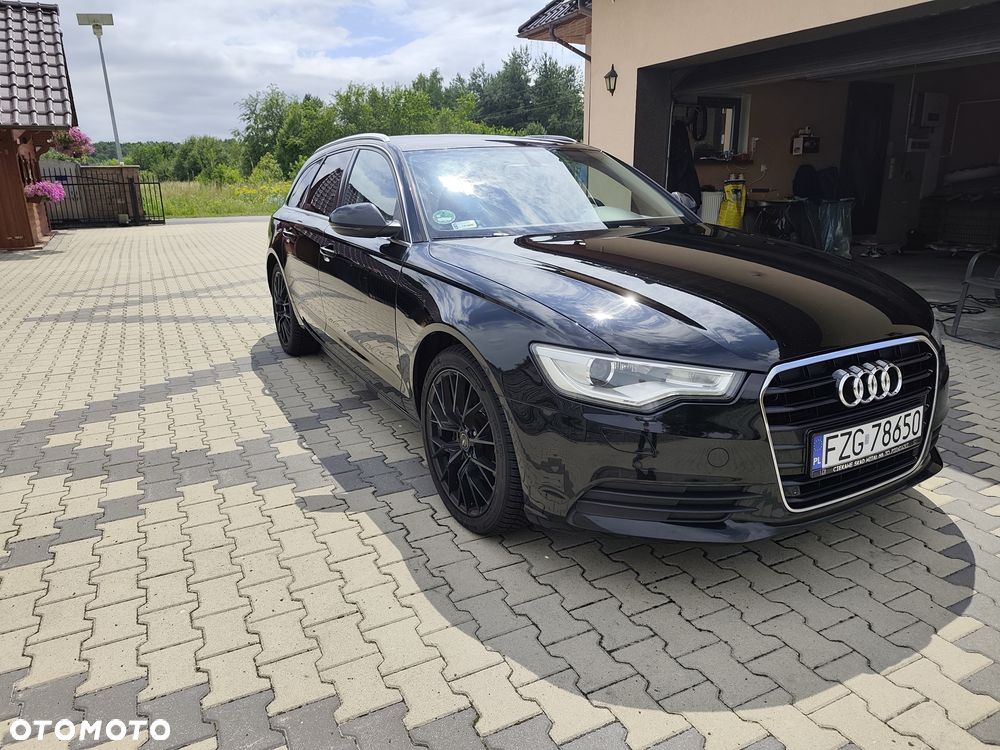 Audi A6 Avant - 1