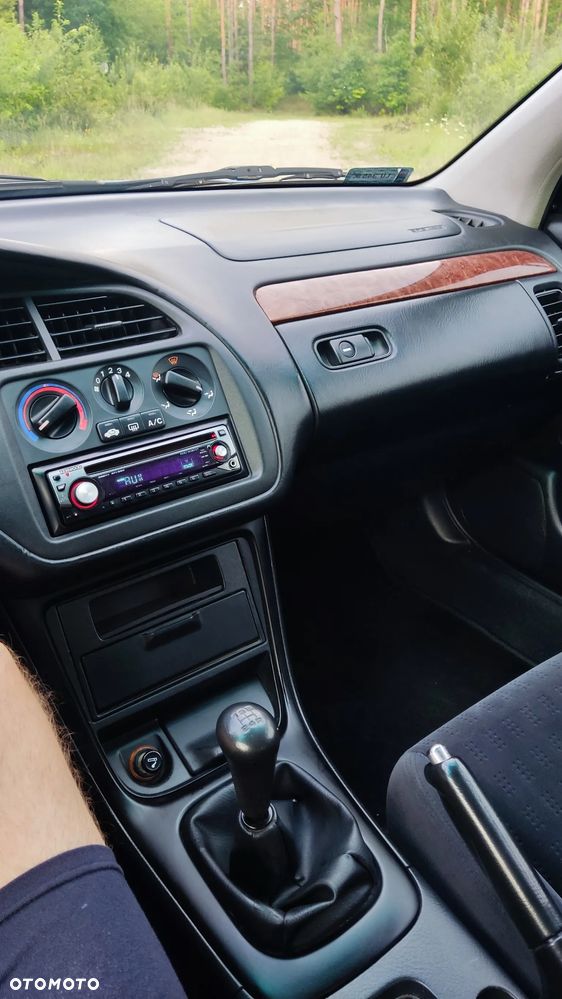 Honda Accord 1.8i LS - 20