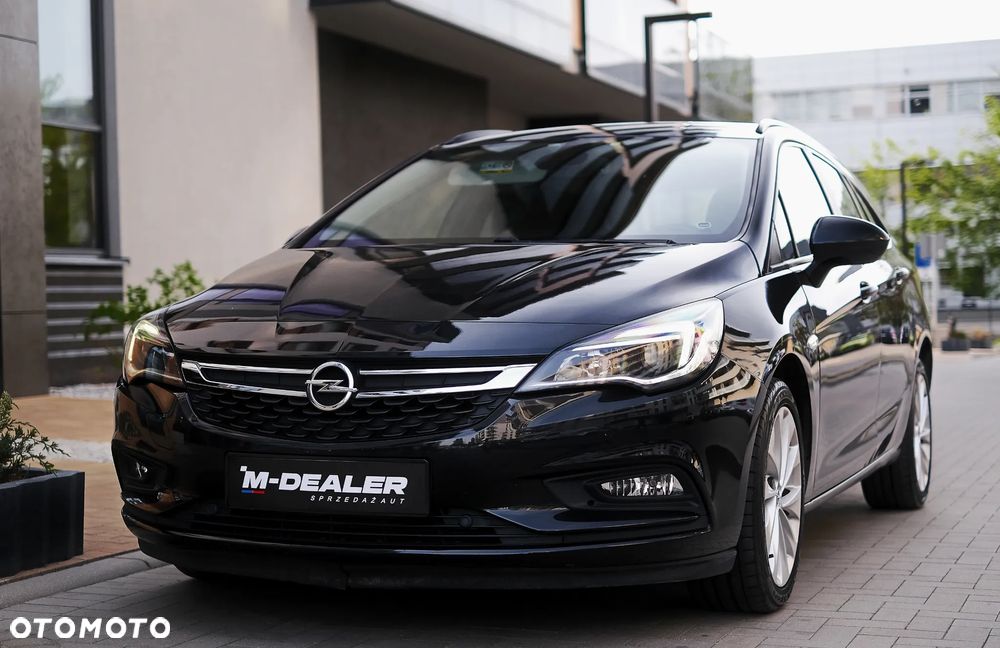 Opel Astra 1.6 CDTI Sport - 2